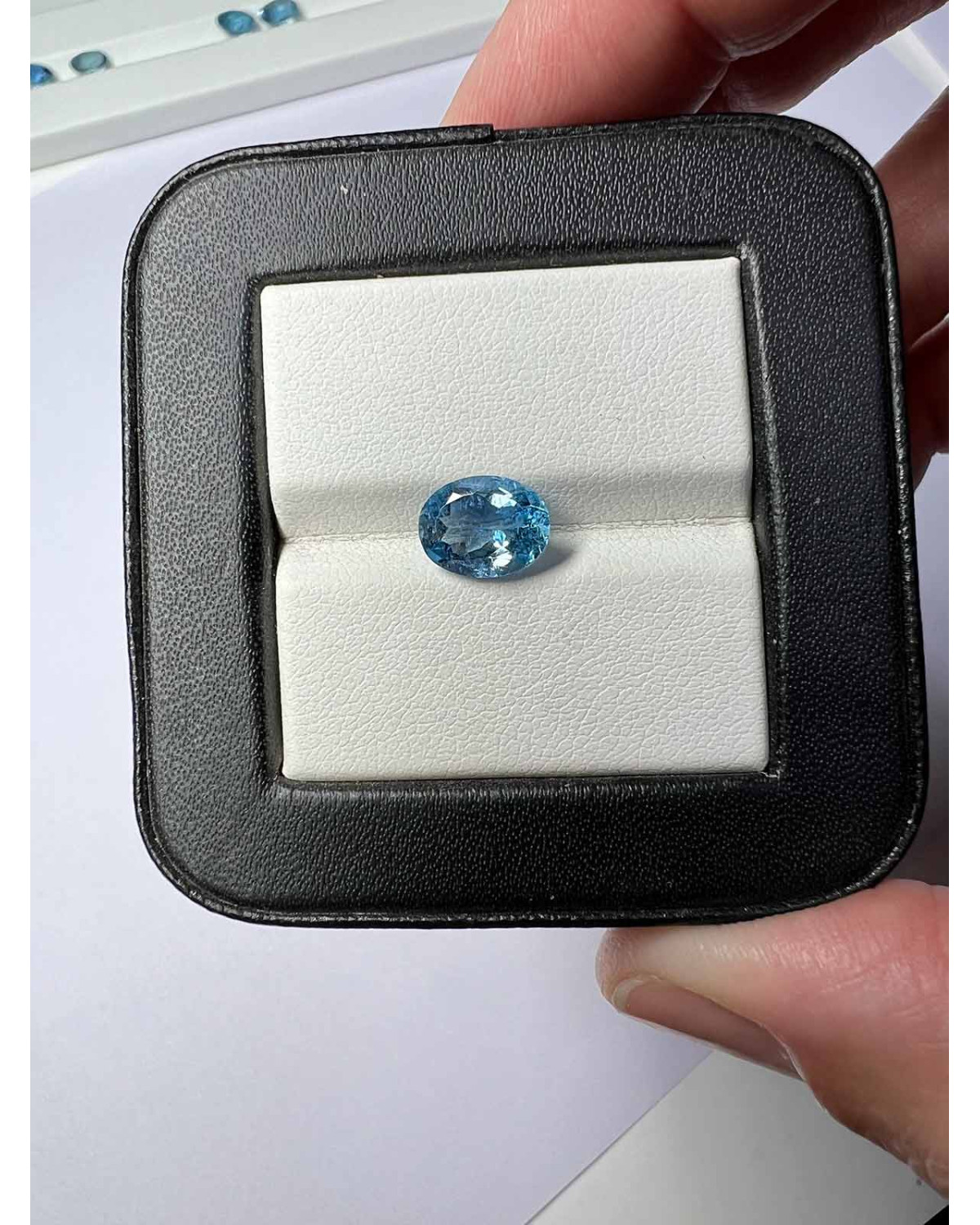 Aigue-Marine Naturelle Ovale De 3,53 Carats - Pierre Précieuse Bleue, état Excellent Avec Certificat