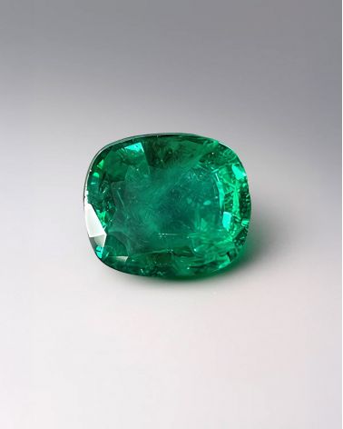 Émeraude Naturelle Colombie 2.76 Carats - Certifiée AIGS - Taille Ovale Excellente