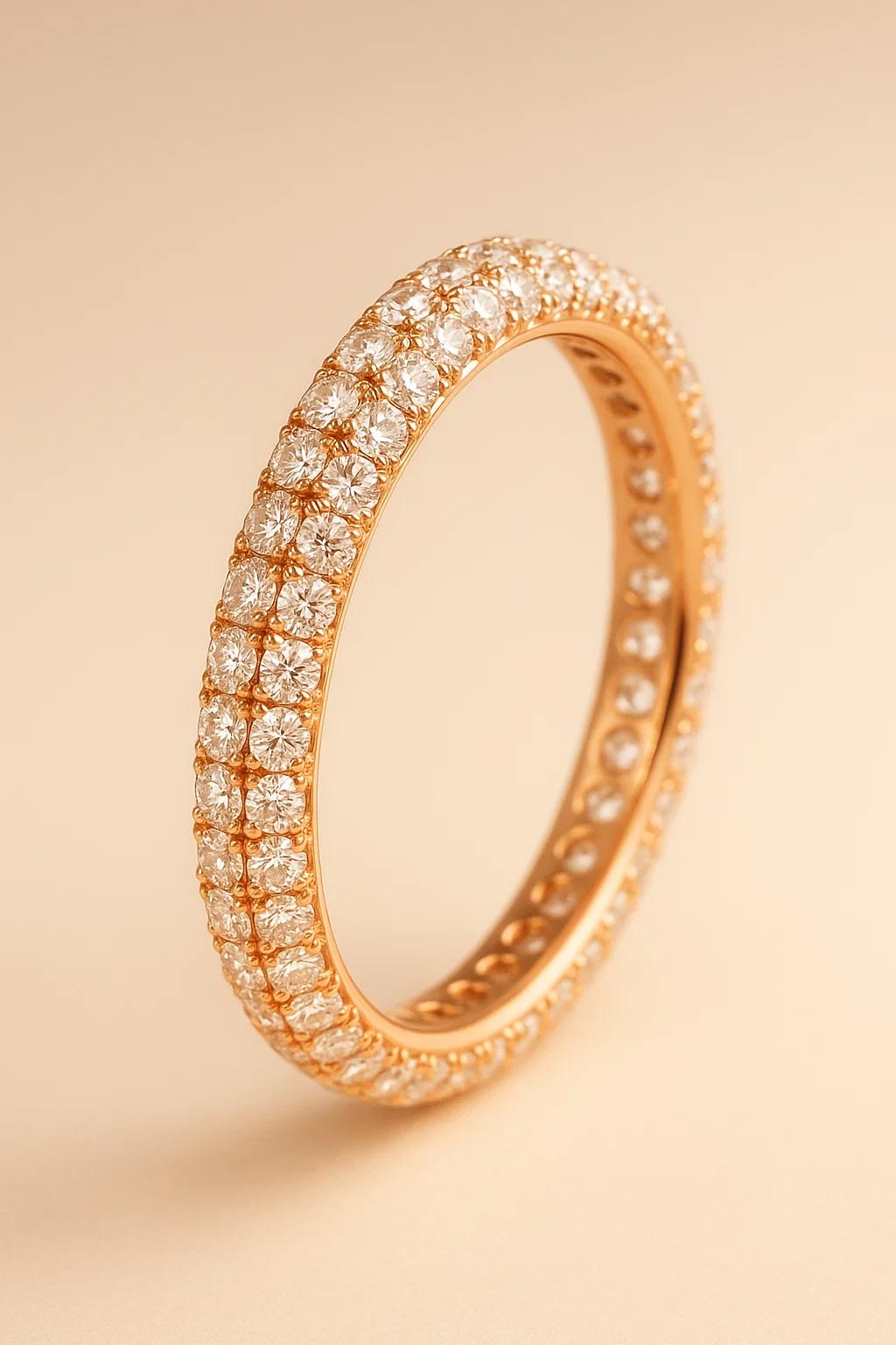 Fede eterna con diamanti – giro completo di diamanti taglio brillante su oro giallo 18K